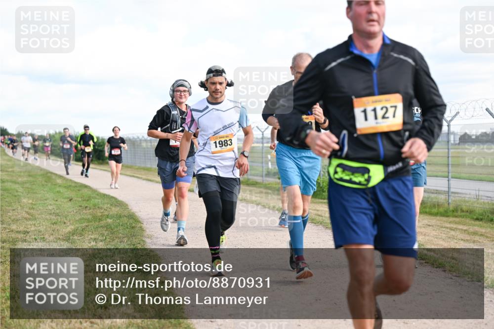 14.09.2025 - Airport Race Dr. Thomas Lammeyer http://msf.ph/oto/8870931 14.09.2025 12:15:28 Laufen 1983, 1127 meine-sportfotos.de