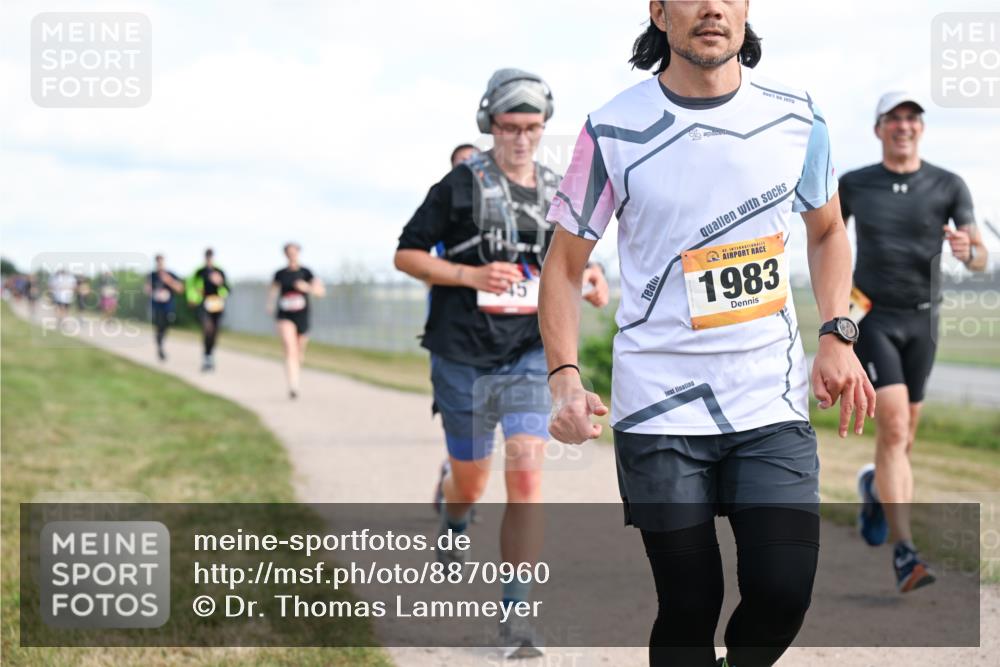 14.09.2025 - Airport Race Dr. Thomas Lammeyer http://msf.ph/oto/8870960 14.09.2025 12:15:29 Laufen 1983 meine-sportfotos.de