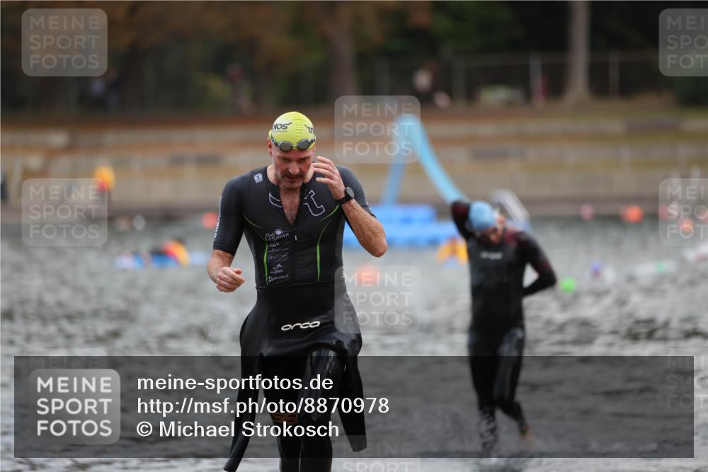 14.09.2025 - Stadtparktriathlon Michael Strokosch http://msf.ph/oto/8870978 14.09.2025 11:30:03 Schwimmen 1083, 1113 meine-sportfotos.de