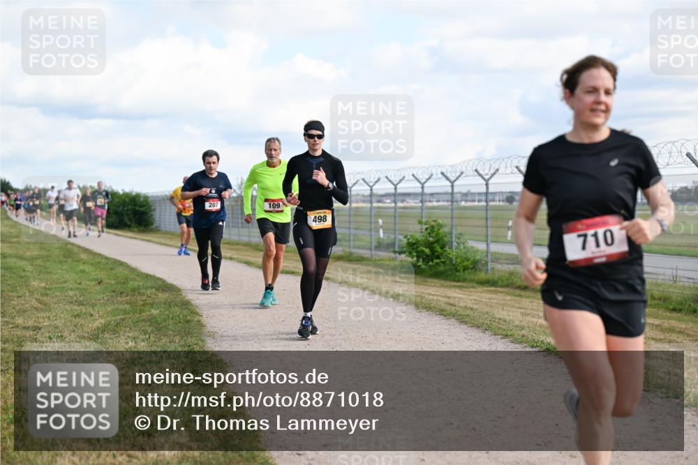 14.09.2025 - Airport Race Dr. Thomas Lammeyer http://msf.ph/oto/8871018 14.09.2025 12:15:34 Laufen 207, 109, 498, 710 meine-sportfotos.de