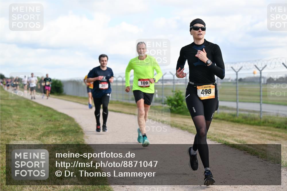 14.09.2025 - Airport Race Dr. Thomas Lammeyer http://msf.ph/oto/8871047 14.09.2025 12:15:35 Laufen 207, 109, 498 meine-sportfotos.de