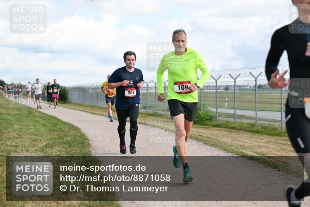 14.09.2025 - Airport Race Dr. Thomas Lammeyer http://msf.ph/oto/8871058 14.09.2025 12:15:36 Laufen 207, 109 meine-sportfotos.de