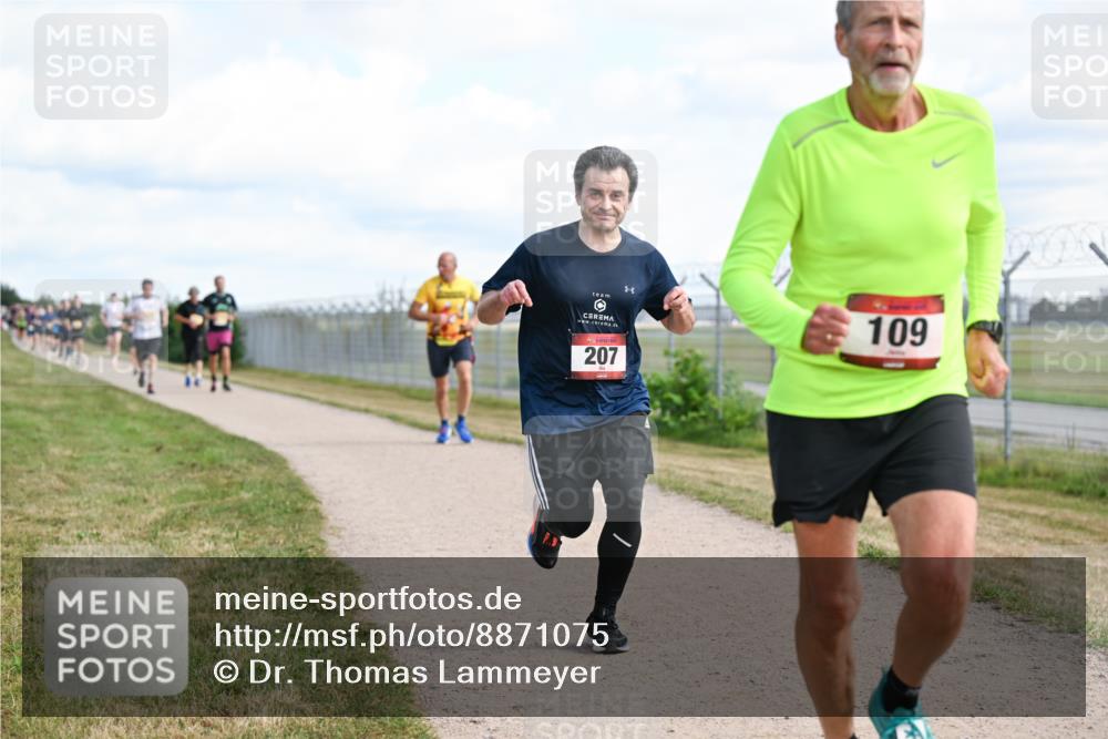 14.09.2025 - Airport Race Dr. Thomas Lammeyer http://msf.ph/oto/8871075 14.09.2025 12:15:37 Laufen 207, 109 meine-sportfotos.de