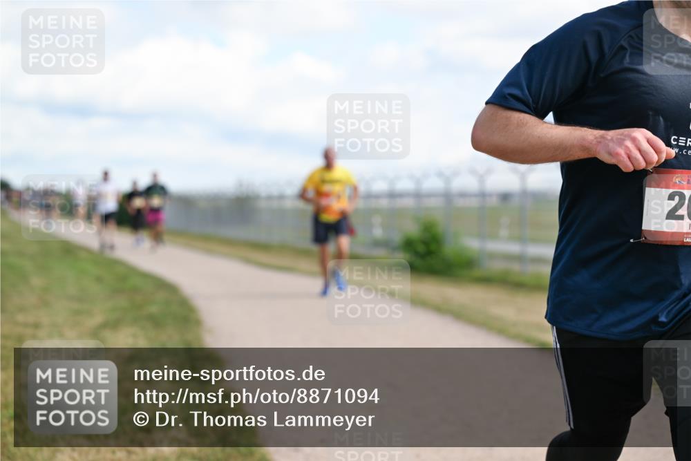 14.09.2025 - Airport Race Dr. Thomas Lammeyer http://msf.ph/oto/8871094 14.09.2025 12:15:39 Laufen 20 meine-sportfotos.de