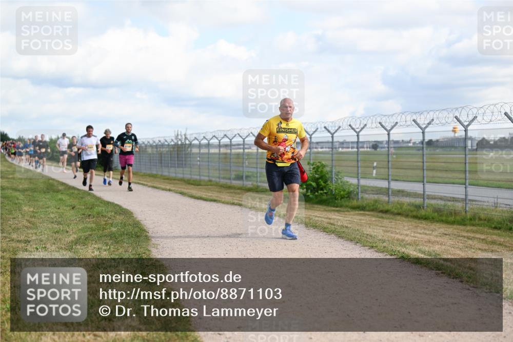 14.09.2025 - Airport Race Dr. Thomas Lammeyer http://msf.ph/oto/8871103 14.09.2025 12:15:39 Laufen 2005 meine-sportfotos.de