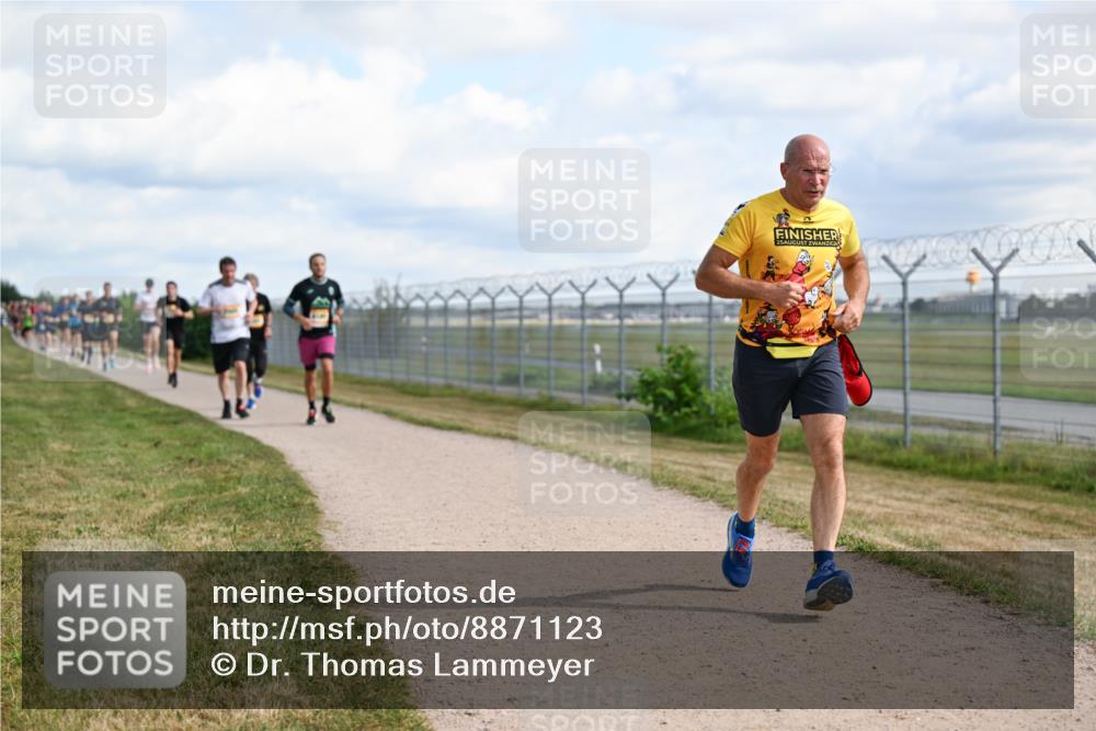 14.09.2025 - Airport Race Dr. Thomas Lammeyer http://msf.ph/oto/8871123 14.09.2025 12:15:41 Laufen 25 meine-sportfotos.de