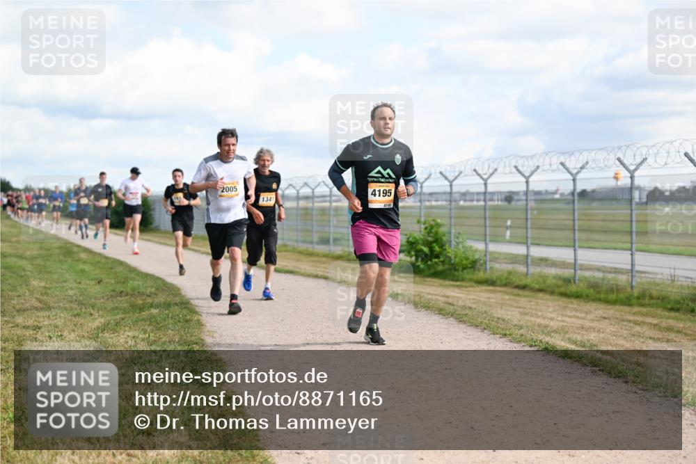 14.09.2025 - Airport Race Dr. Thomas Lammeyer http://msf.ph/oto/8871165 14.09.2025 12:15:45 Laufen 2005, 1341, 4195, 4195 meine-sportfotos.de
