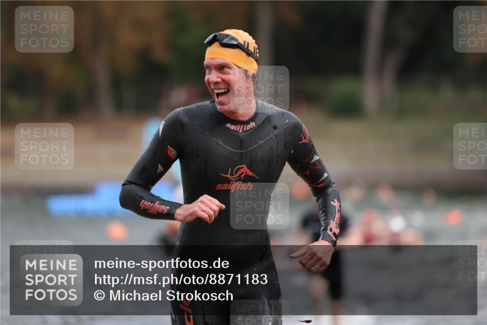 14.09.2025 - Stadtparktriathlon Michael Strokosch http://msf.ph/oto/8871183 14.09.2025 11:31:43 Schwimmen 1025, 1039, 1062, 1107 meine-sportfotos.de
