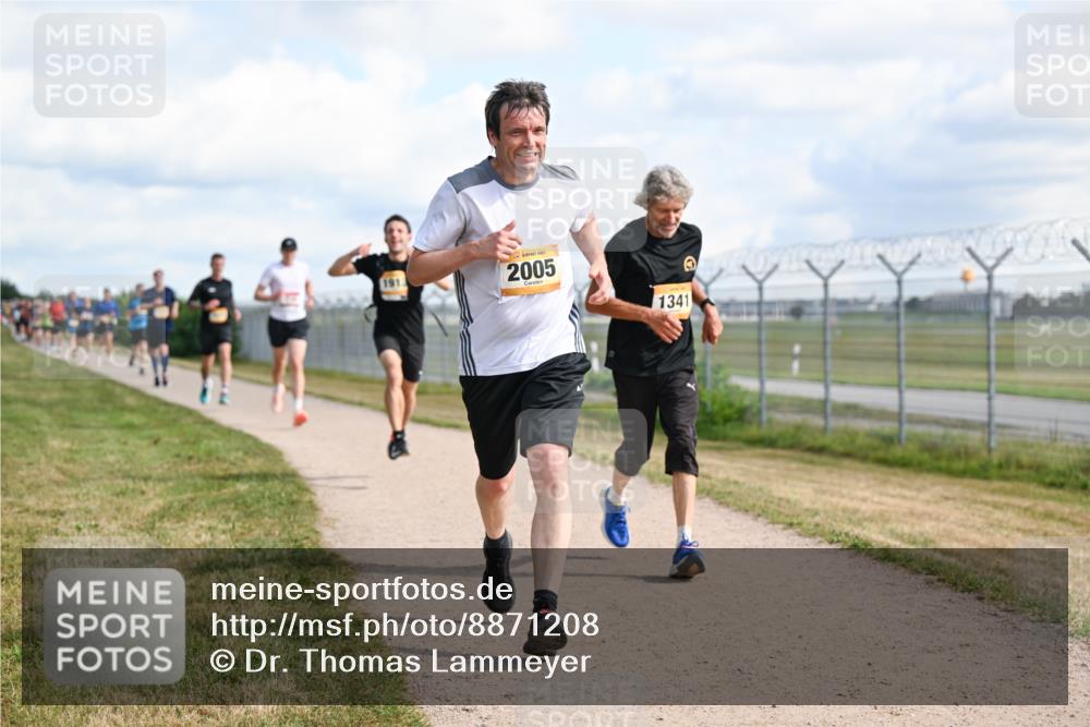 14.09.2025 - Airport Race Dr. Thomas Lammeyer http://msf.ph/oto/8871208 14.09.2025 12:15:47 Laufen 1912, 2005, 1341 meine-sportfotos.de