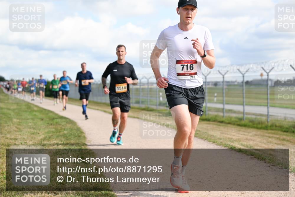 14.09.2025 - Airport Race Dr. Thomas Lammeyer http://msf.ph/oto/8871295 14.09.2025 12:15:52 Laufen 1514, 716, 716 meine-sportfotos.de