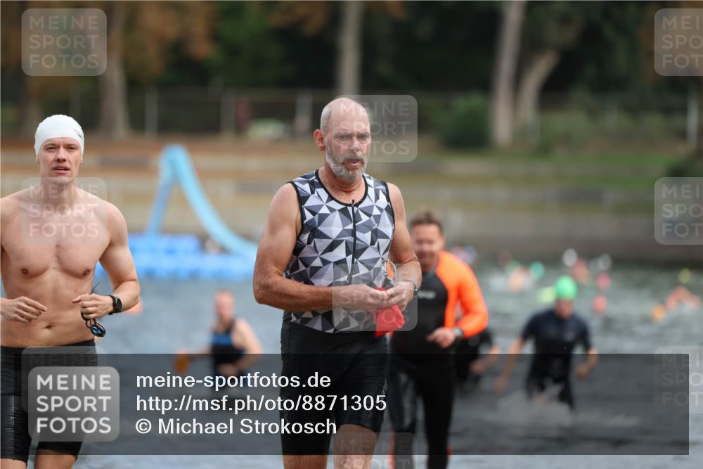 14.09.2025 - Stadtparktriathlon Michael Strokosch http://msf.ph/oto/8871305 14.09.2025 11:32:34 Schwimmen 1031, 1054, 1063, 1064, 1086, 1087, 1088, 1095 meine-sportfotos.de