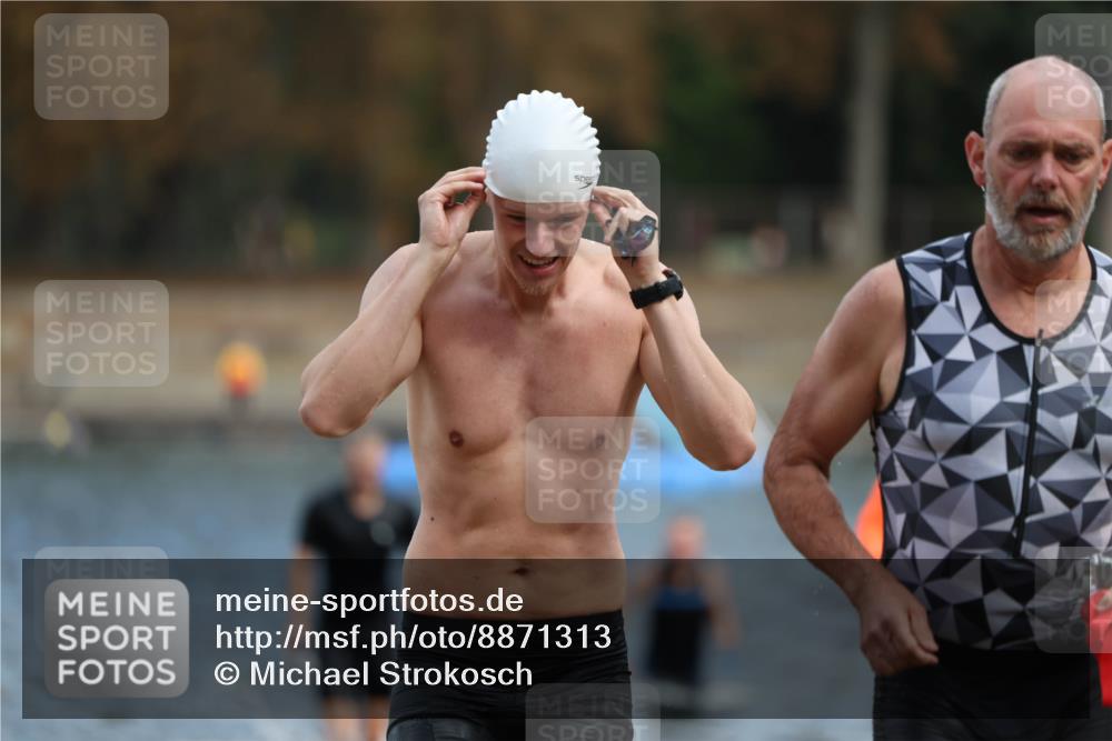 14.09.2025 - Stadtparktriathlon Michael Strokosch http://msf.ph/oto/8871313 14.09.2025 11:32:36 Schwimmen 1031, 1063, 1064, 1086, 1087, 1088 meine-sportfotos.de