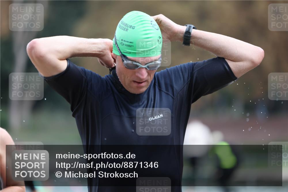 14.09.2025 - Stadtparktriathlon Michael Strokosch http://msf.ph/oto/8871346 14.09.2025 11:32:47 Schwimmen 1026, 1031, 1053, 1063, 1086 meine-sportfotos.de