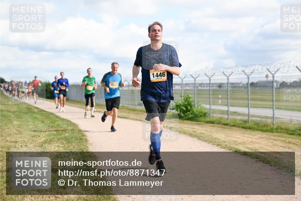 14.09.2025 - Airport Race Dr. Thomas Lammeyer http://msf.ph/oto/8871347 14.09.2025 12:15:55 Laufen 1032, 1446 meine-sportfotos.de