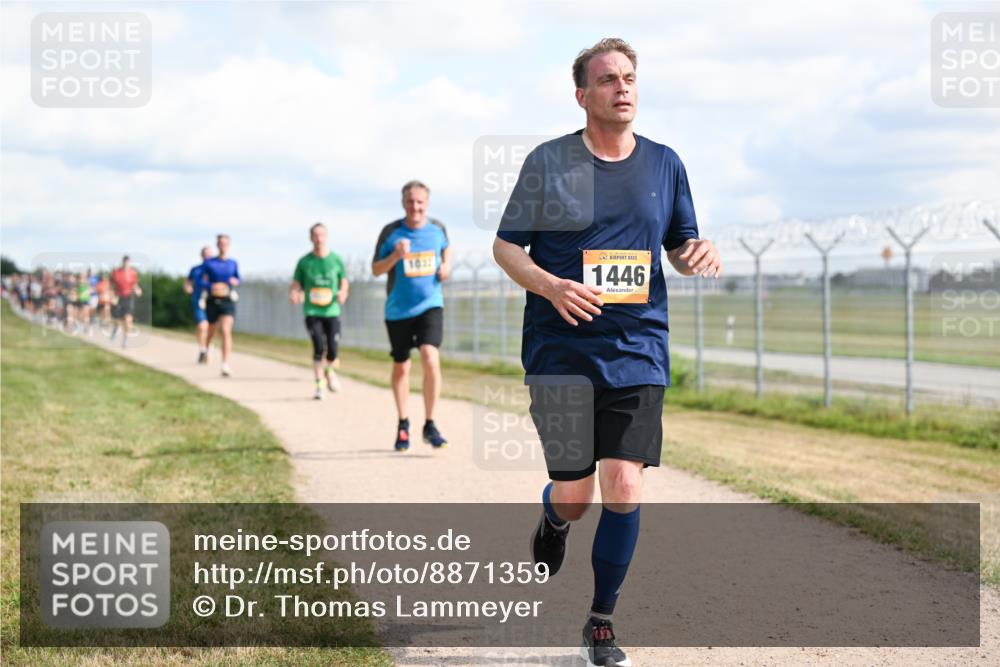 14.09.2025 - Airport Race Dr. Thomas Lammeyer http://msf.ph/oto/8871359 14.09.2025 12:15:56 Laufen 1446 meine-sportfotos.de
