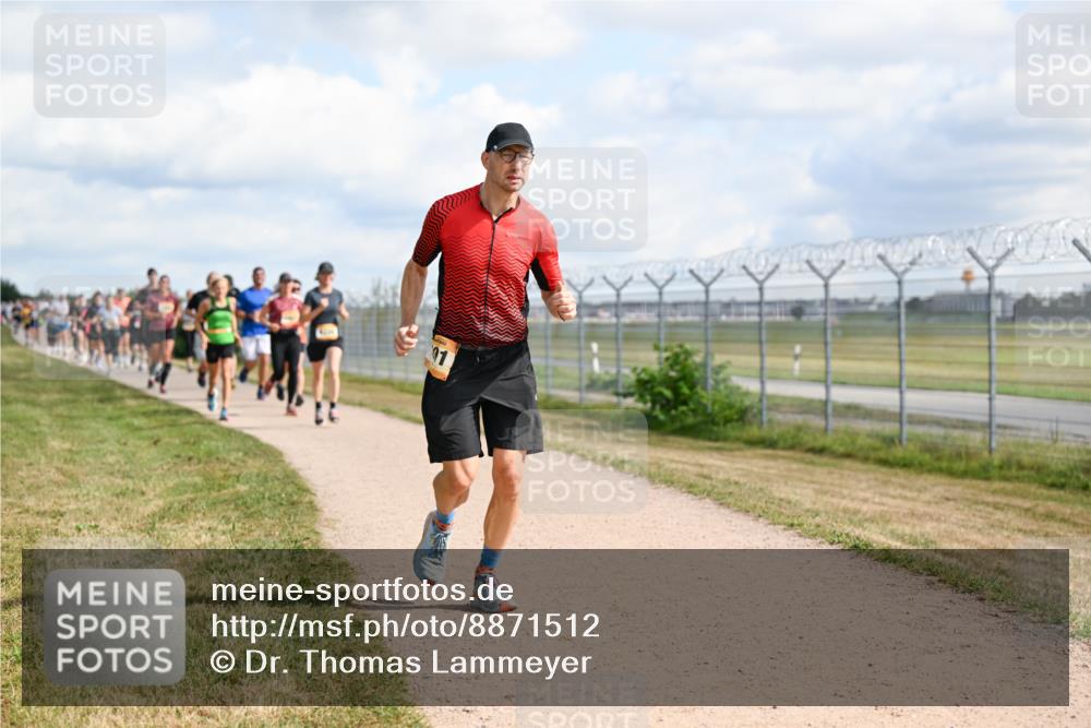14.09.2025 - Airport Race Dr. Thomas Lammeyer http://msf.ph/oto/8871512 14.09.2025 12:16:06 Laufen 1 meine-sportfotos.de