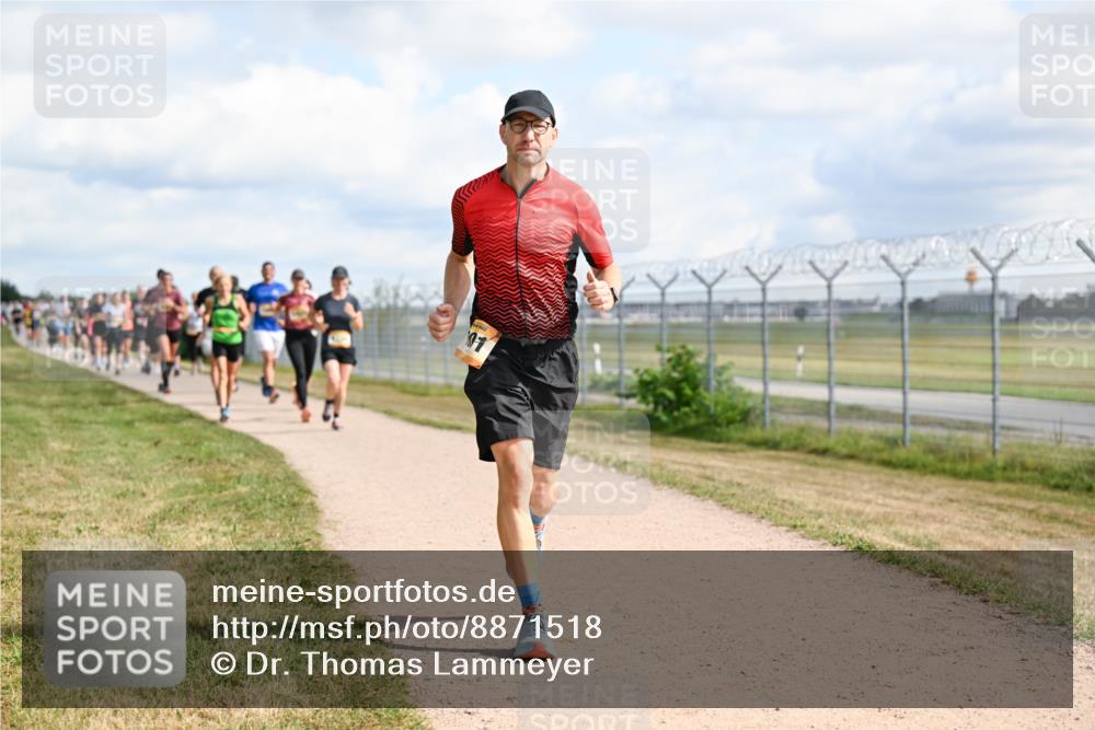 14.09.2025 - Airport Race Dr. Thomas Lammeyer http://msf.ph/oto/8871518 14.09.2025 12:16:06 Laufen  meine-sportfotos.de