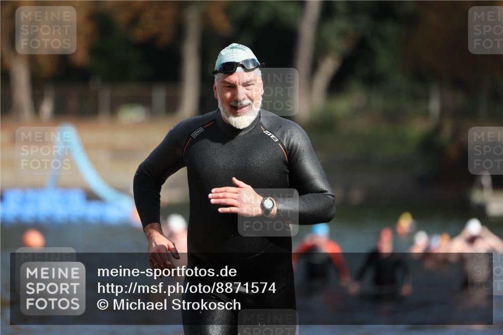 14.09.2025 - Stadtparktriathlon Michael Strokosch http://msf.ph/oto/8871574 14.09.2025 11:34:35 Schwimmen 1094 meine-sportfotos.de