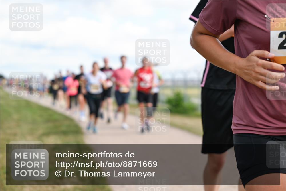 14.09.2025 - Airport Race Dr. Thomas Lammeyer http://msf.ph/oto/8871669 14.09.2025 12:16:16 Laufen 2 meine-sportfotos.de