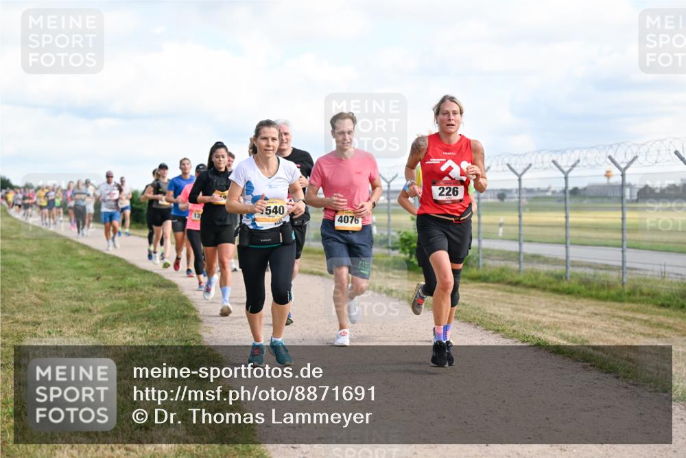 14.09.2025 - Airport Race Dr. Thomas Lammeyer http://msf.ph/oto/8871691 14.09.2025 12:16:17 Laufen 13, 540, 7540, 4076, 226 meine-sportfotos.de