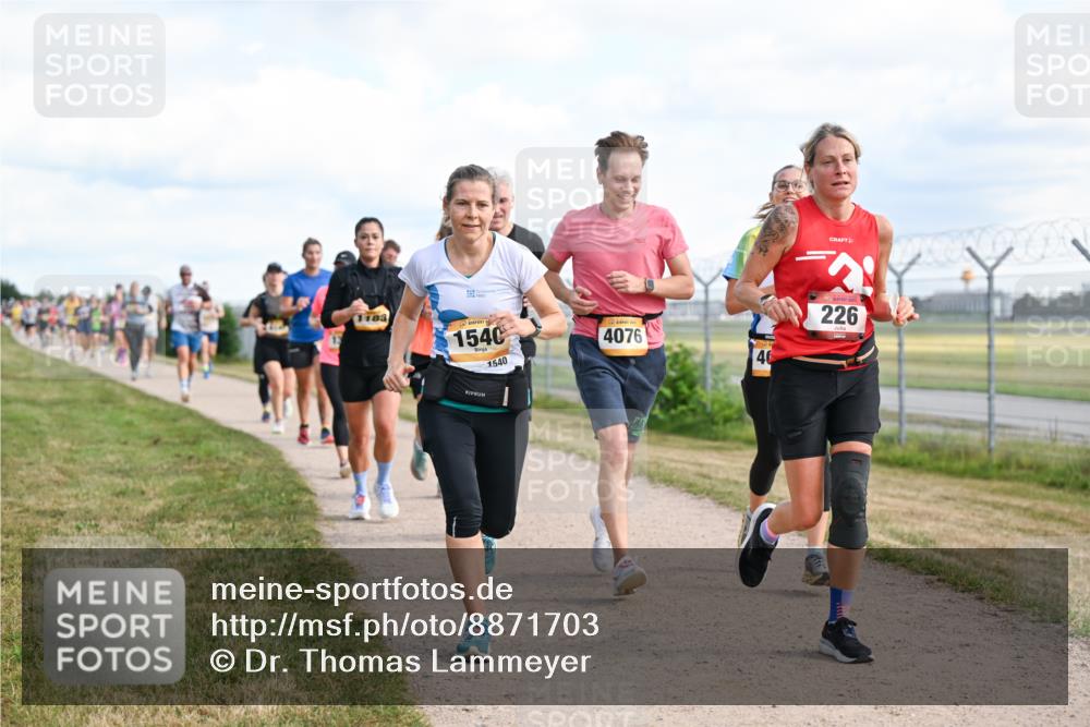 14.09.2025 - Airport Race Dr. Thomas Lammeyer http://msf.ph/oto/8871703 14.09.2025 12:16:17 Laufen 1183, 1540, 1540, 4076, 46, 226 meine-sportfotos.de