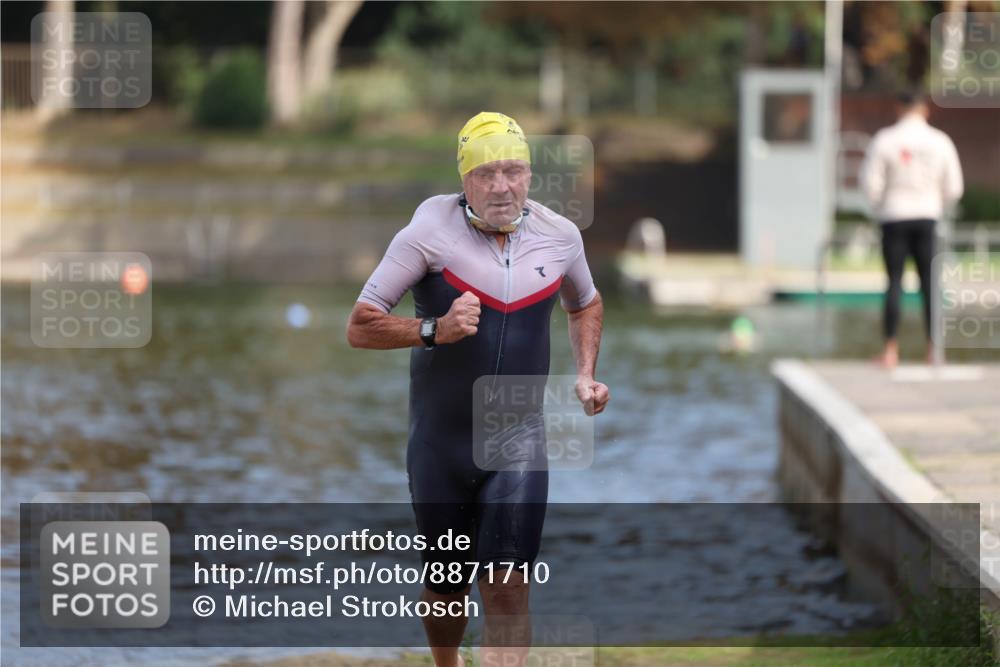 14.09.2025 - Stadtparktriathlon Michael Strokosch http://msf.ph/oto/8871710 14.09.2025 11:36:00 Schwimmen 1059 meine-sportfotos.de