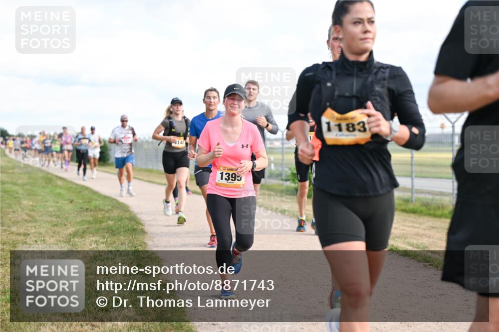 14.09.2025 - Airport Race Dr. Thomas Lammeyer http://msf.ph/oto/8871743 14.09.2025 12:16:20 Laufen 1183, 1, 1, 1395 meine-sportfotos.de