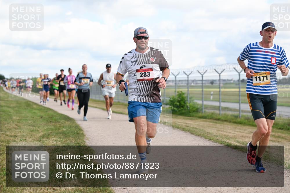 14.09.2025 - Airport Race Dr. Thomas Lammeyer http://msf.ph/oto/8871823 14.09.2025 12:16:25 Laufen 283, 1171 meine-sportfotos.de