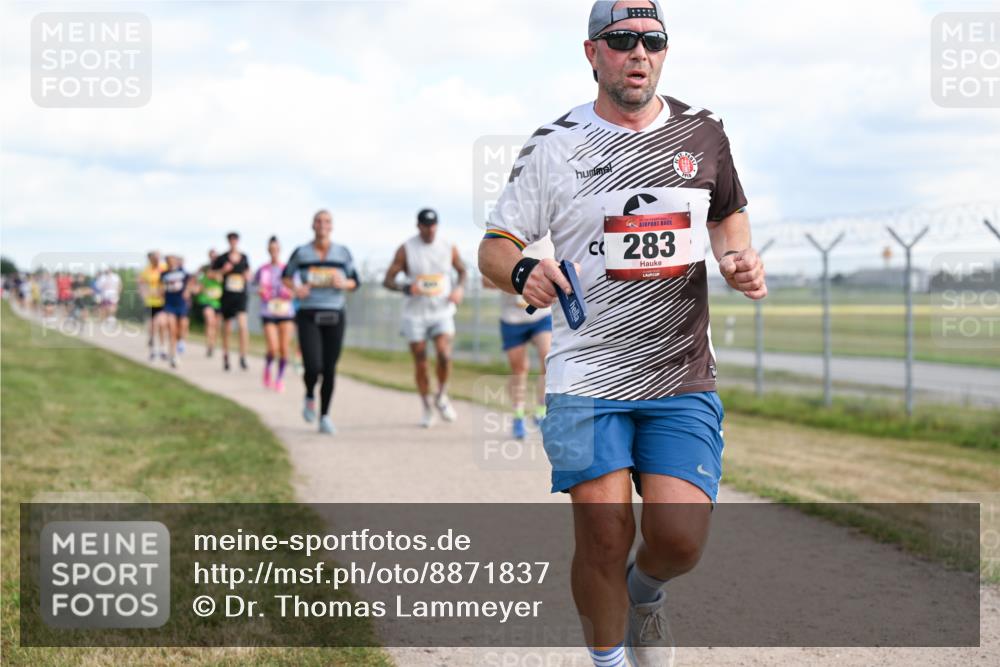 14.09.2025 - Airport Race Dr. Thomas Lammeyer http://msf.ph/oto/8871837 14.09.2025 12:16:26 Laufen 283 meine-sportfotos.de