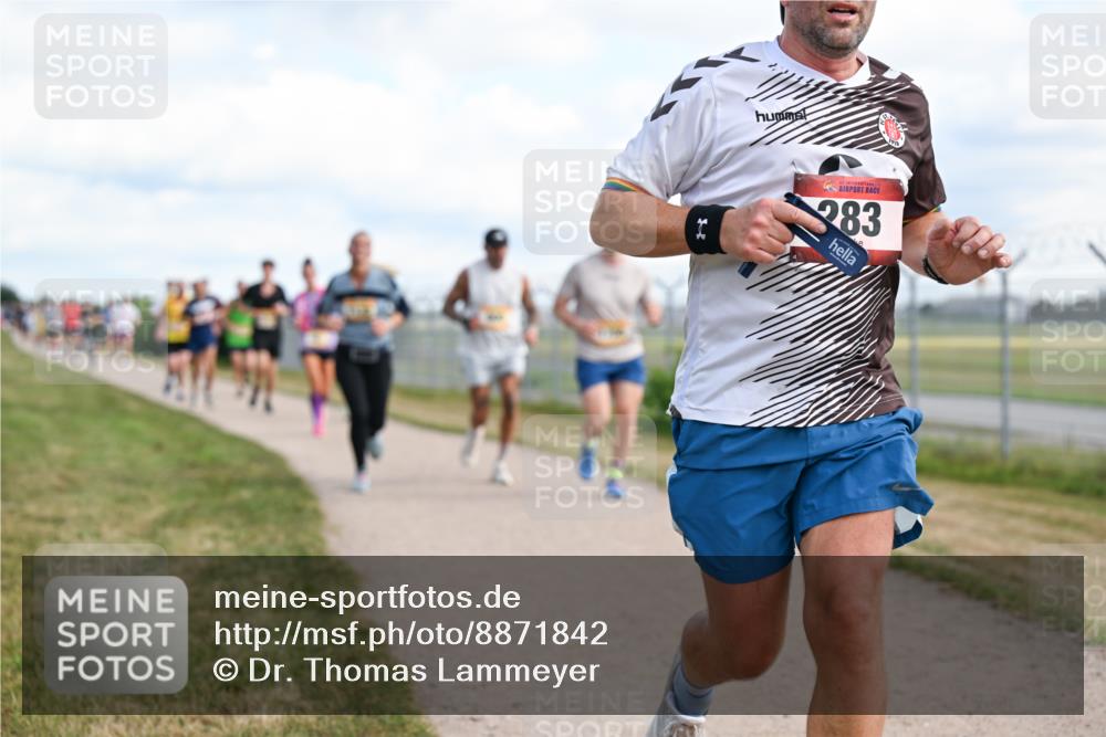 14.09.2025 - Airport Race Dr. Thomas Lammeyer http://msf.ph/oto/8871842 14.09.2025 12:16:26 Laufen 283 meine-sportfotos.de