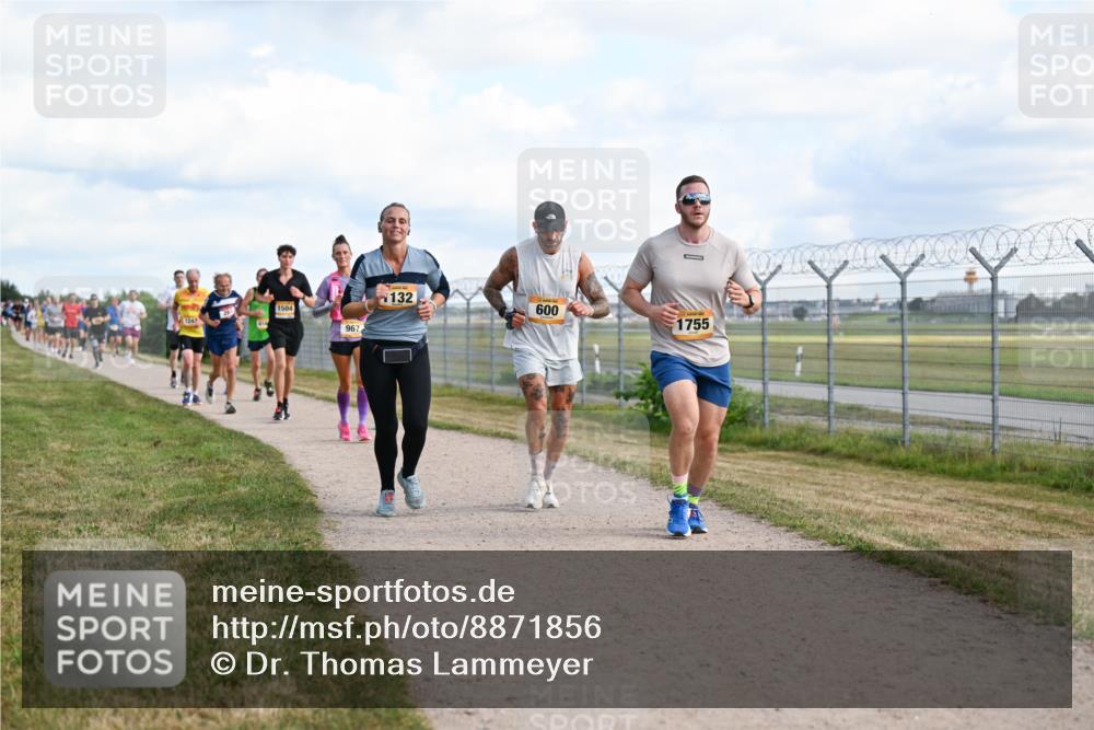 14.09.2025 - Airport Race Dr. Thomas Lammeyer http://msf.ph/oto/8871856 14.09.2025 12:16:27 Laufen 1247, 1504, 967, 132, 600, 1755 meine-sportfotos.de