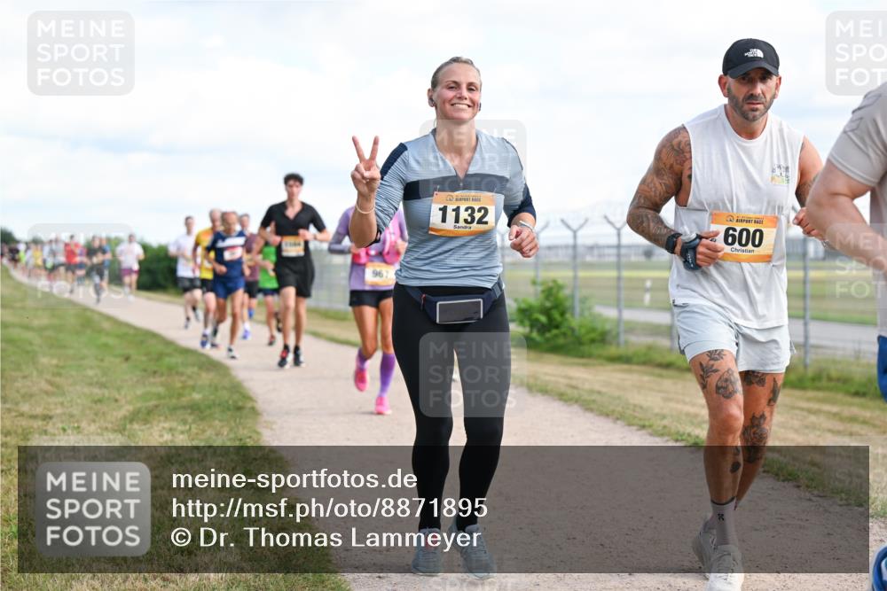 14.09.2025 - Airport Race Dr. Thomas Lammeyer http://msf.ph/oto/8871895 14.09.2025 12:16:29 Laufen 967, 1132, 600, 36 meine-sportfotos.de