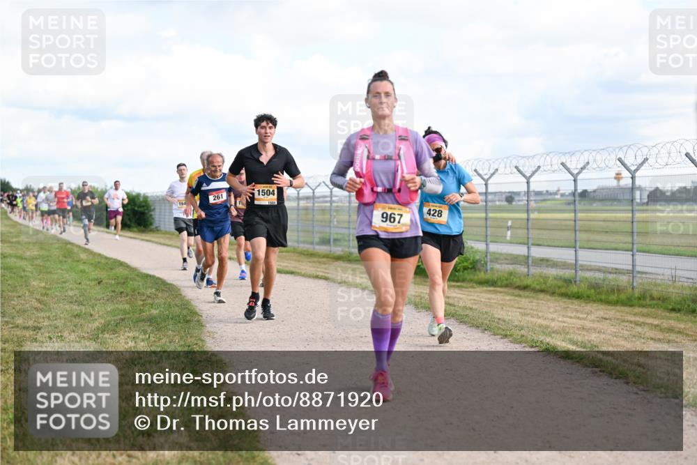 14.09.2025 - Airport Race Dr. Thomas Lammeyer http://msf.ph/oto/8871920 14.09.2025 12:16:30 Laufen 261, 1504, 1504, 967, 428 meine-sportfotos.de