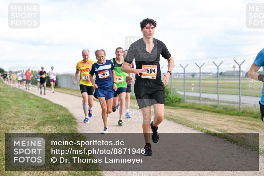 14.09.2025 - Airport Race Dr. Thomas Lammeyer http://msf.ph/oto/8871946 14.09.2025 12:16:32 Laufen 124, 261, 167, 504, 1504 meine-sportfotos.de