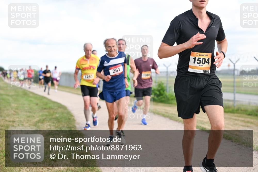 14.09.2025 - Airport Race Dr. Thomas Lammeyer http://msf.ph/oto/8871963 14.09.2025 12:16:33 Laufen 1243, 261, 1504, 1504 meine-sportfotos.de