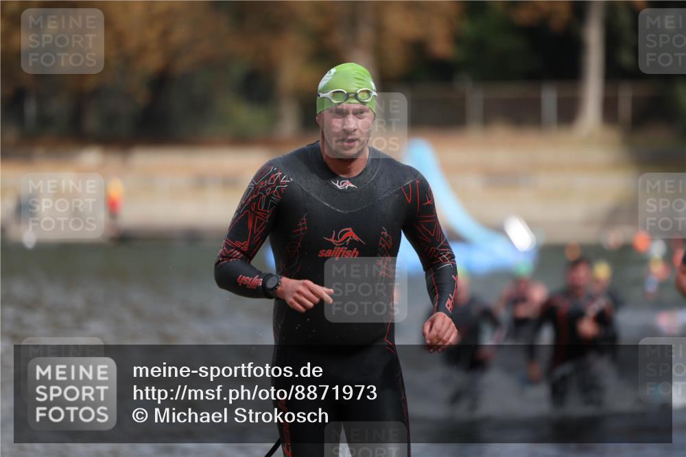 14.09.2025 - Stadtparktriathlon Michael Strokosch http://msf.ph/oto/8871973 14.09.2025 11:50:12 Schwimmen 1162, 1168, 1170, 1174, 1188, 1214 meine-sportfotos.de