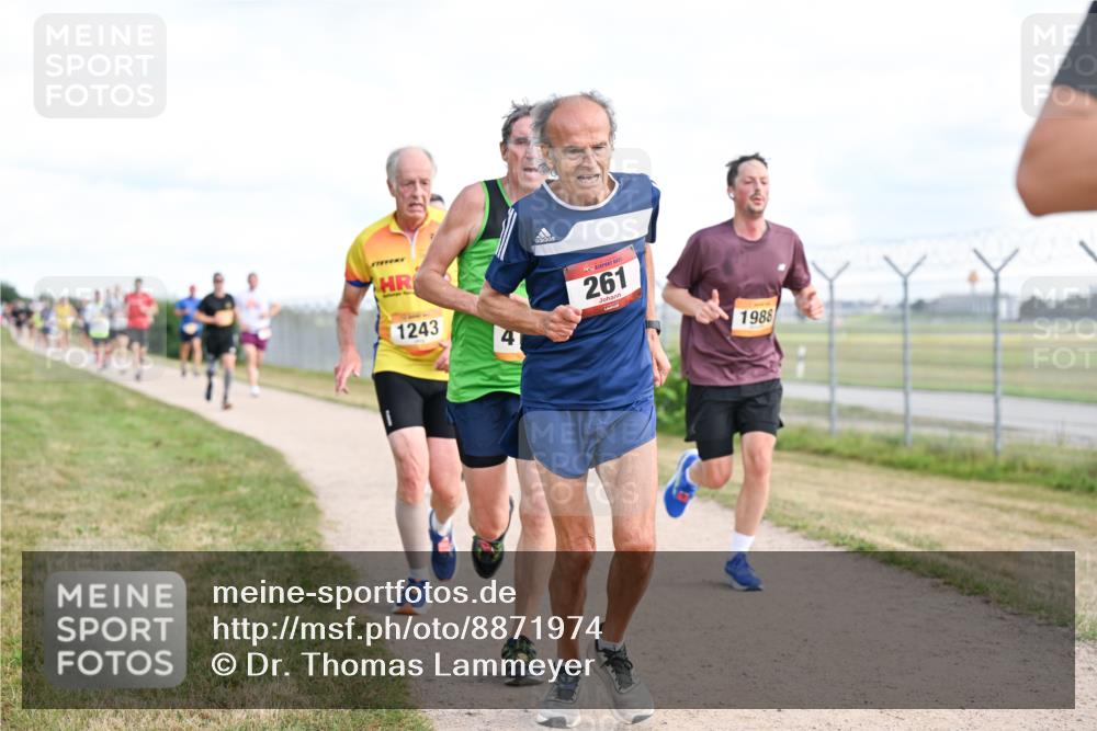 14.09.2025 - Airport Race Dr. Thomas Lammeyer http://msf.ph/oto/8871974 14.09.2025 12:16:33 Laufen 1243, 261, 1988 meine-sportfotos.de