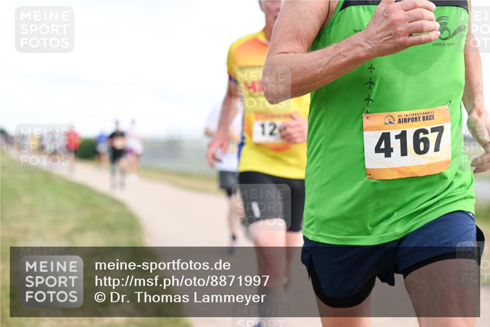 14.09.2025 - Airport Race Dr. Thomas Lammeyer http://msf.ph/oto/8871997 14.09.2025 12:16:35 Laufen 12, 42, 4167 meine-sportfotos.de