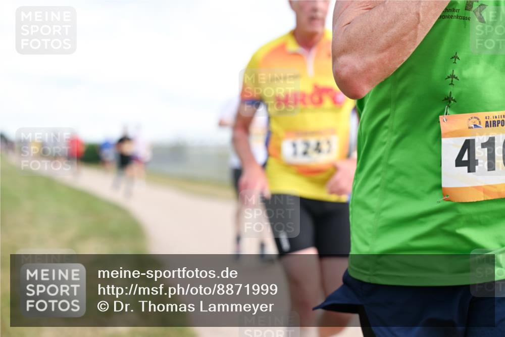 14.09.2025 - Airport Race Dr. Thomas Lammeyer http://msf.ph/oto/8871999 14.09.2025 12:16:35 Laufen 1243, 42, 41 meine-sportfotos.de