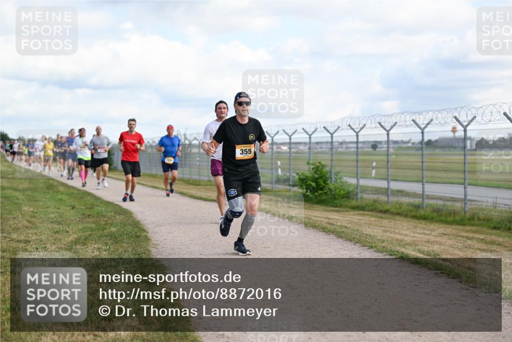 14.09.2025 - Airport Race Dr. Thomas Lammeyer http://msf.ph/oto/8872016 14.09.2025 12:16:39 Laufen 355 meine-sportfotos.de