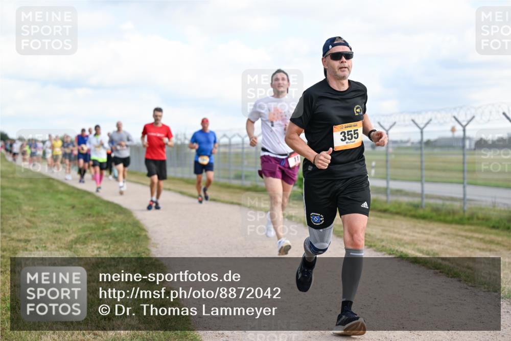 14.09.2025 - Airport Race Dr. Thomas Lammeyer http://msf.ph/oto/8872042 14.09.2025 12:16:40 Laufen 355 meine-sportfotos.de