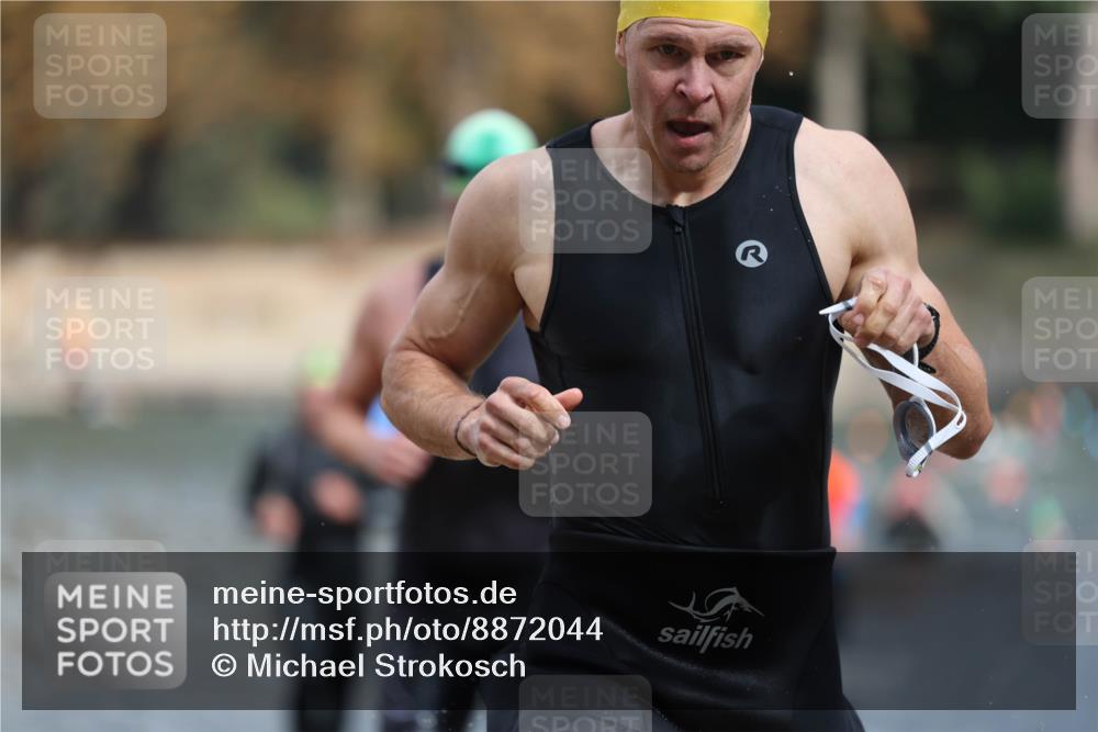 14.09.2025 - Stadtparktriathlon Michael Strokosch http://msf.ph/oto/8872044 14.09.2025 11:50:31 Schwimmen 1144, 1146, 1164, 1186, 1194 meine-sportfotos.de