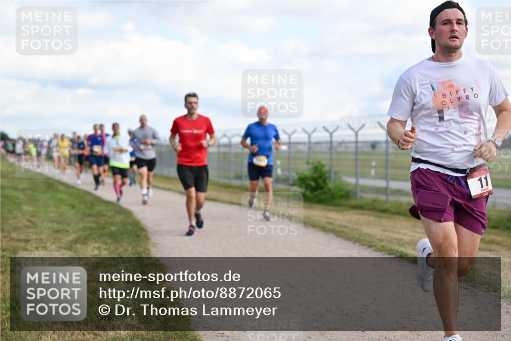 14.09.2025 - Airport Race Dr. Thomas Lammeyer http://msf.ph/oto/8872065 14.09.2025 12:16:42 Laufen 11 meine-sportfotos.de