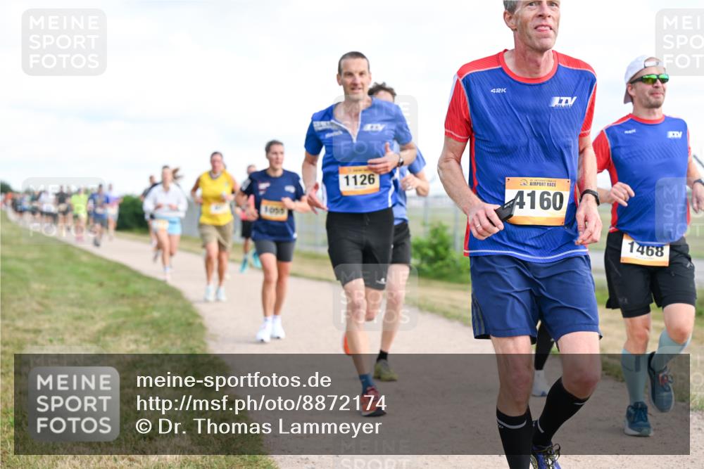 14.09.2025 - Airport Race Dr. Thomas Lammeyer http://msf.ph/oto/8872174 14.09.2025 12:16:49 Laufen 42, 1055, 1126, 4160, 1468 meine-sportfotos.de