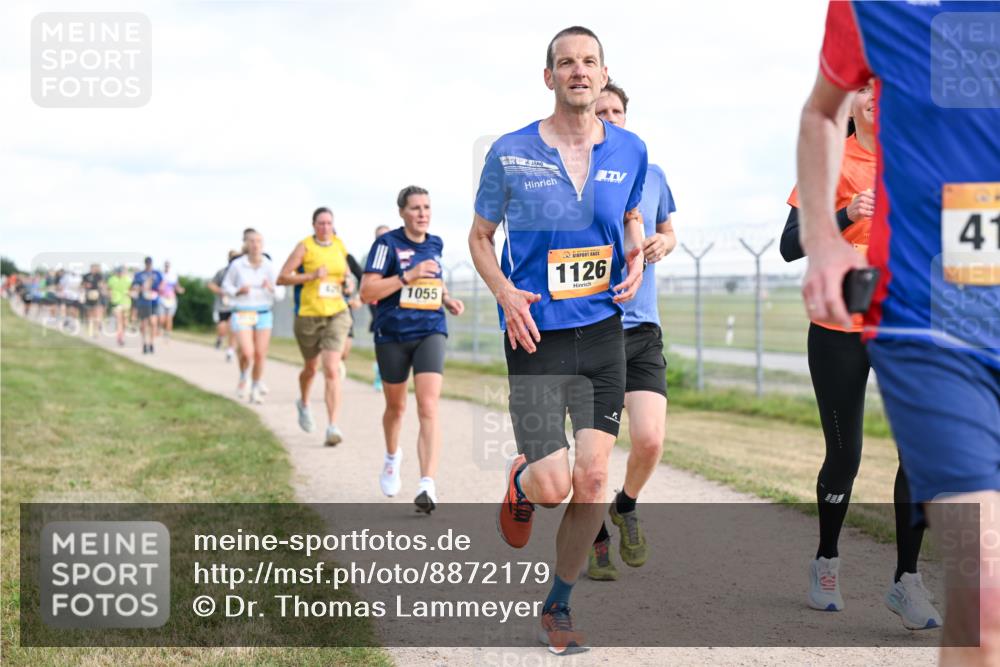 14.09.2025 - Airport Race Dr. Thomas Lammeyer http://msf.ph/oto/8872179 14.09.2025 12:16:50 Laufen 1055, 1126, 41 meine-sportfotos.de