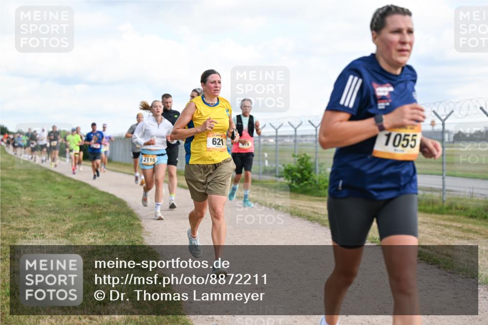 14.09.2025 - Airport Race Dr. Thomas Lammeyer http://msf.ph/oto/8872211 14.09.2025 12:16:52 Laufen 2110, 621, 1055 meine-sportfotos.de