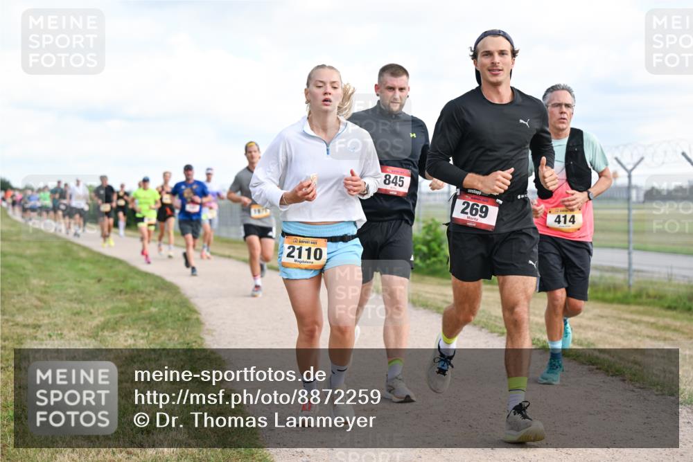 14.09.2025 - Airport Race Dr. Thomas Lammeyer http://msf.ph/oto/8872259 14.09.2025 12:16:54 Laufen 2110, 845, 269, 414 meine-sportfotos.de