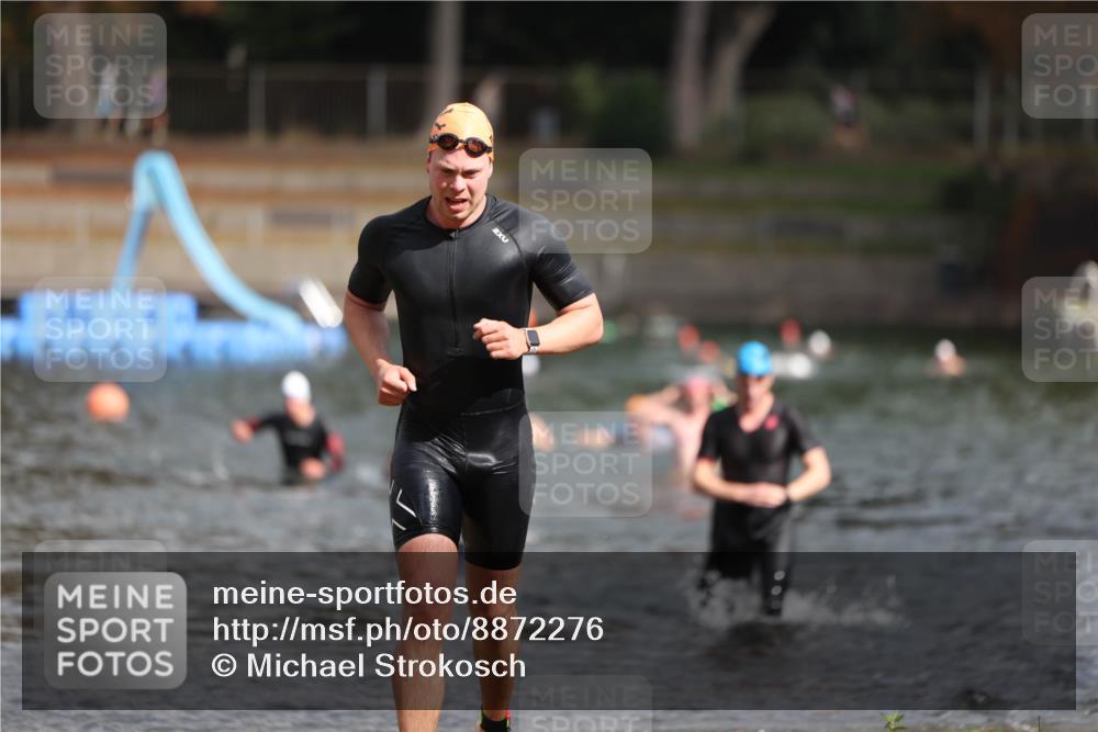 14.09.2025 - Stadtparktriathlon Michael Strokosch http://msf.ph/oto/8872276 14.09.2025 11:51:58 Schwimmen 1137, 1160, 1189, 1193 meine-sportfotos.de