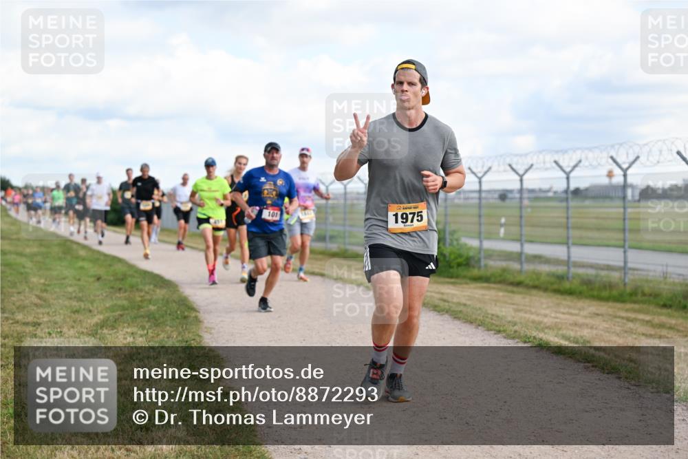 14.09.2025 - Airport Race Dr. Thomas Lammeyer http://msf.ph/oto/8872293 14.09.2025 12:16:57 Laufen 431, 101, 1975 meine-sportfotos.de