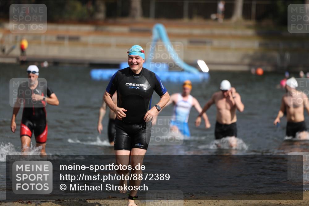 14.09.2025 - Stadtparktriathlon Michael Strokosch http://msf.ph/oto/8872389 14.09.2025 11:53:02 Schwimmen 1126, 1155, 1169, 1182, 1192, 1220 meine-sportfotos.de